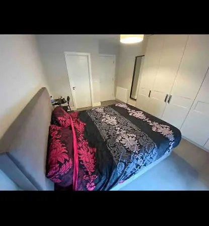 A Private Room,a Private Bathroom *