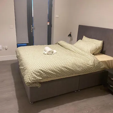 Πανσιόν A Private Room,a Private Bathroom *
