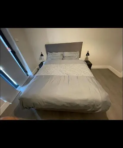 A Private Room,a Private Bathroom *