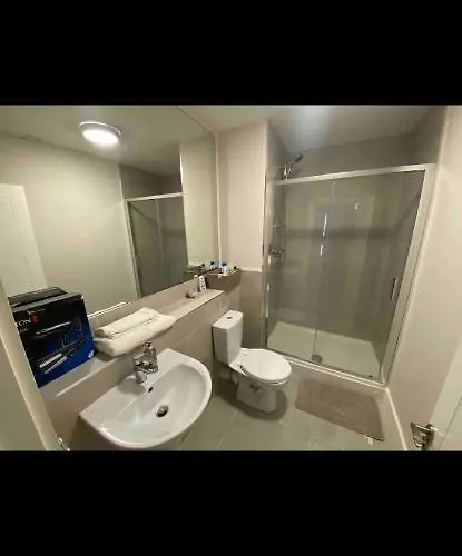 A Private Room,a Private Bathroom Konukevi *