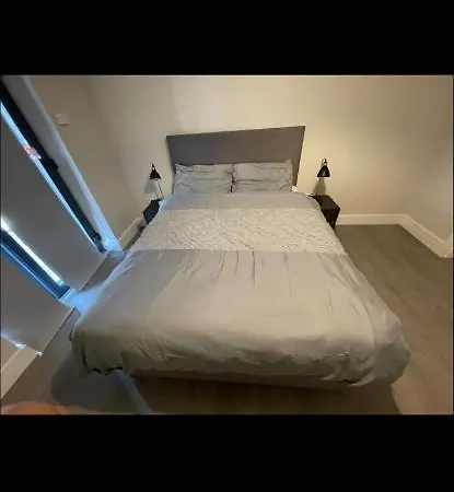 A Private Room,a Private Bathroom *